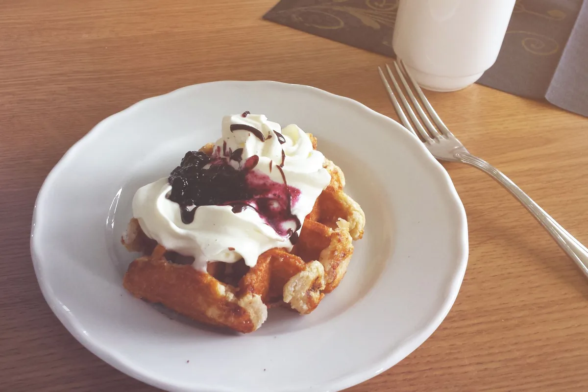 A Belgian waffle with deep pockets