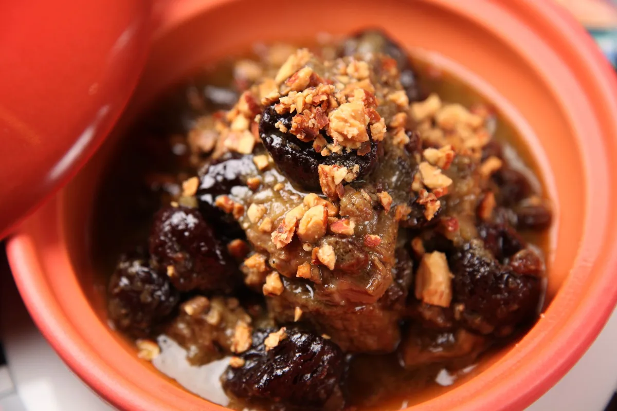 A bowl of braised meat