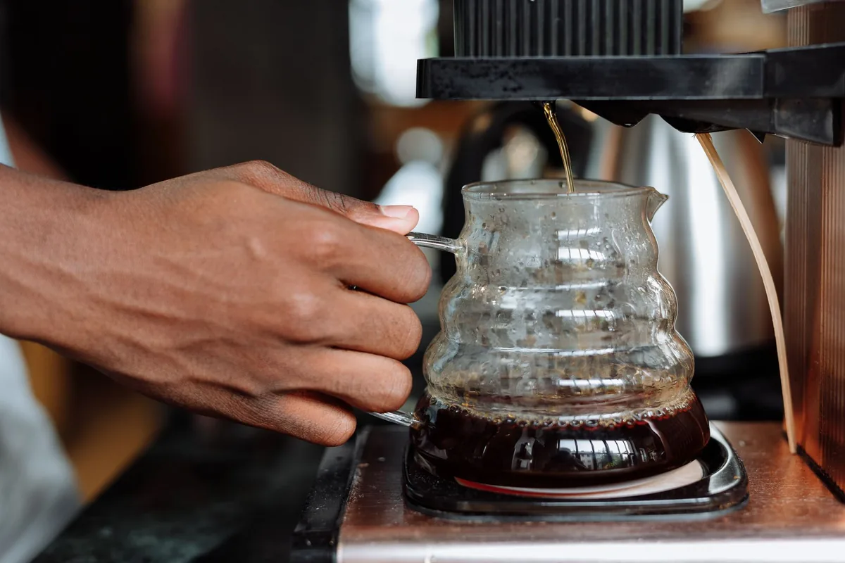 Brewing coffee with a glass carafe machine