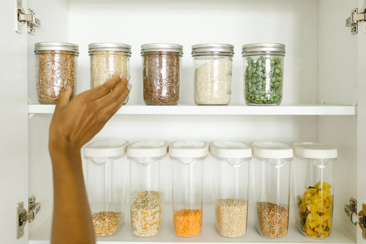 Bulk dry goods in storage jars