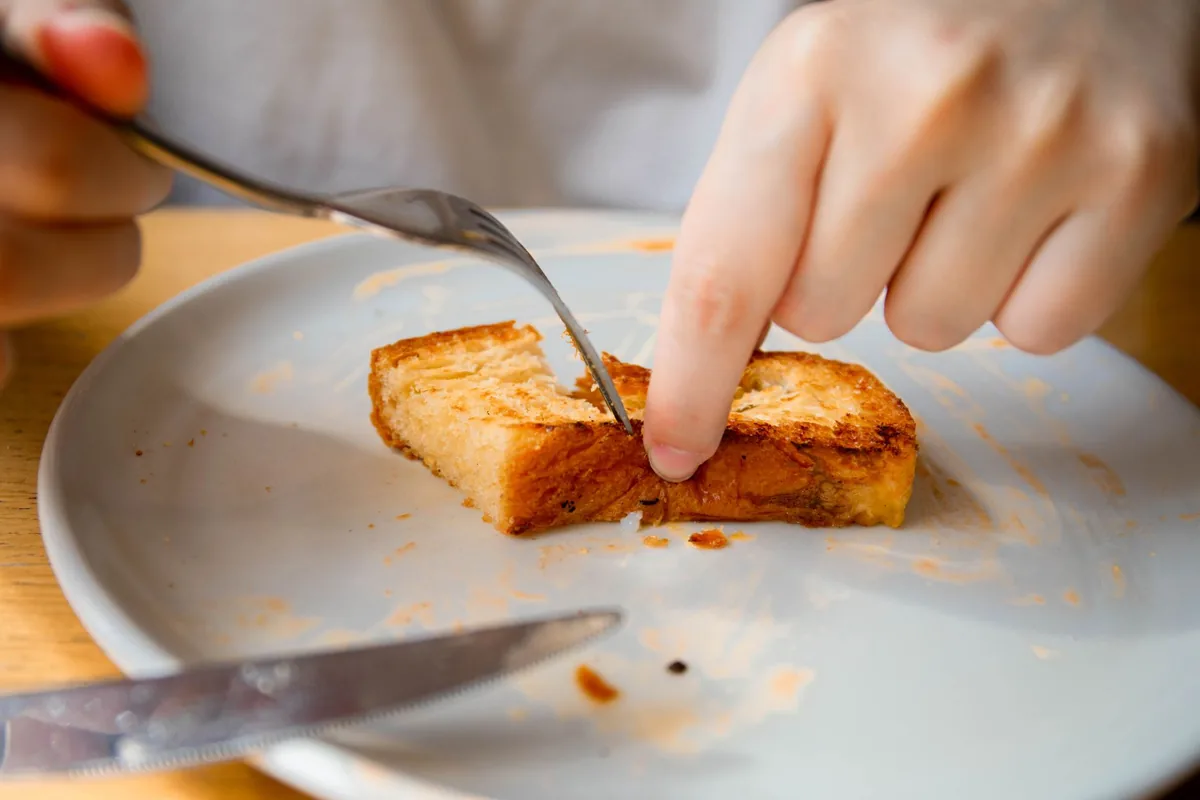 Buttered toast on a plate