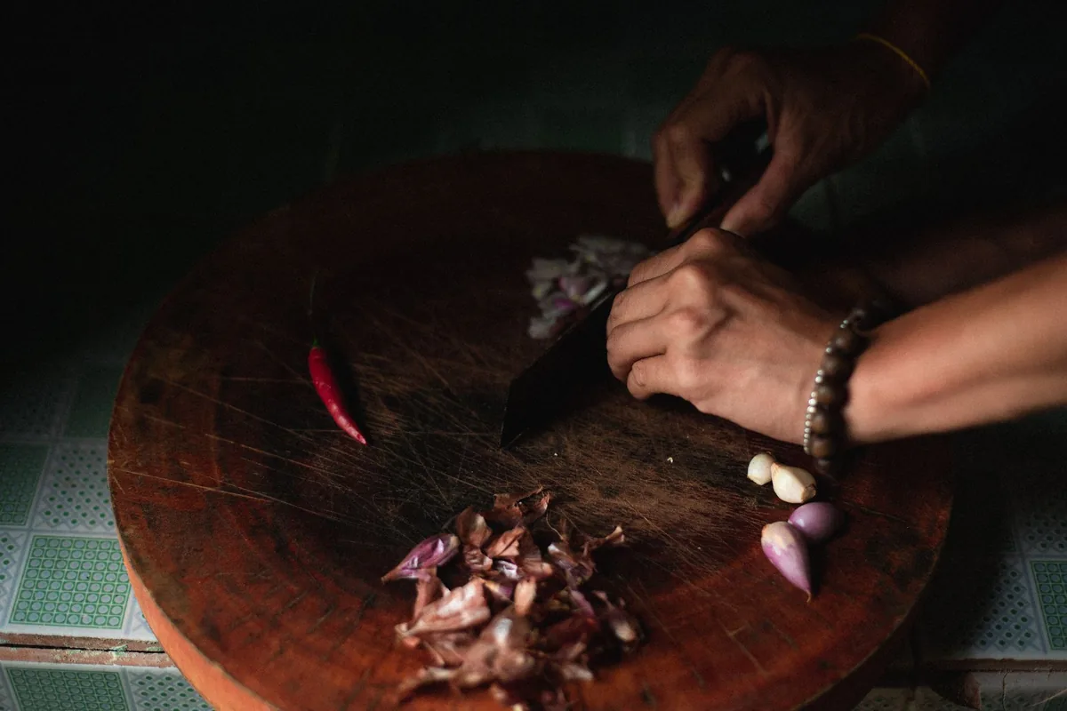 Shallots sliced thin