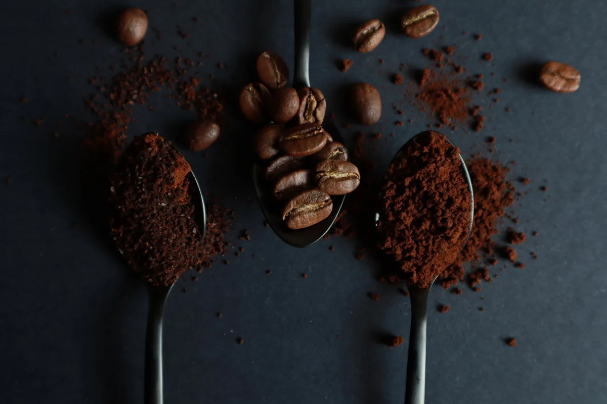 A spoonful of freshly ground coffee